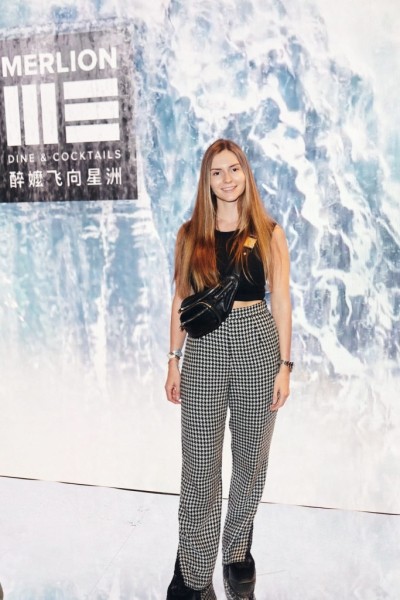 Ксения Дукалис, Дина Немцова и другие на открытии сингапурского бара Merlion Dine & Cocktails