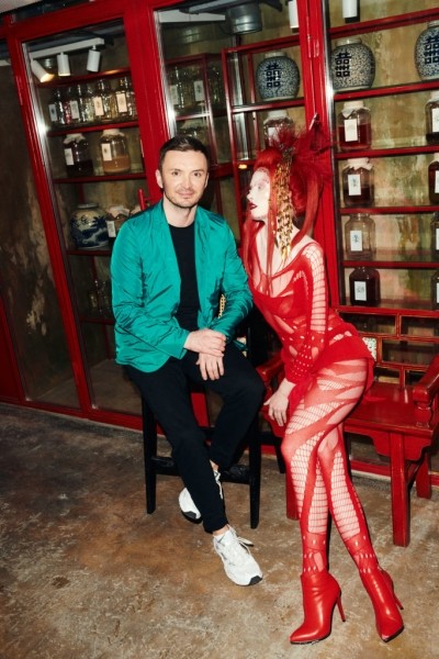 Ксения Дукалис, Дина Немцова и другие на открытии сингапурского бара Merlion Dine & Cocktails