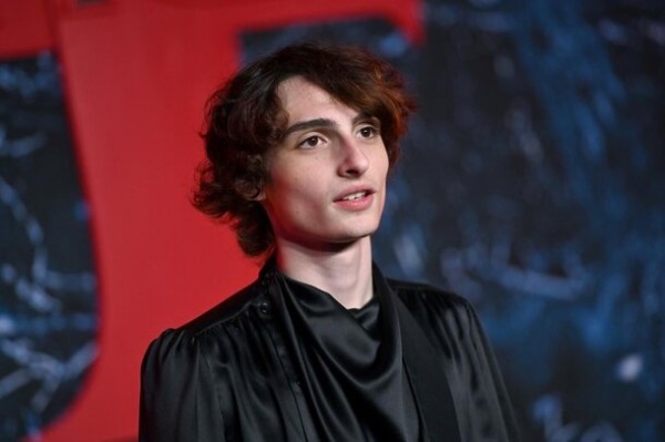 Чем занимаются сейчас и как выглядят актеры сериала «Очень странные дела» Чем занимаются сейчас и как выглядят актеры сериала «Очень странные дела»