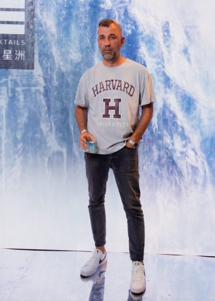 Ксения Дукалис, Дина Немцова и другие на открытии сингапурского бара Merlion Dine & Cocktails