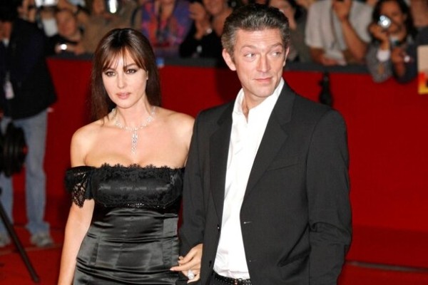 Развод по-голливудски: 10 звездных пар, чей брак закончился скандалом Развод по-голливудски: 10 звездных пар, чей брак закончился скандалом