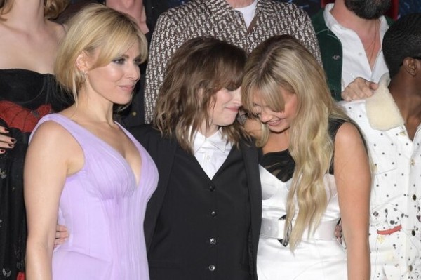 Чем занимаются сейчас и как выглядят актеры сериала «Очень странные дела» Чем занимаются сейчас и как выглядят актеры сериала «Очень странные дела»