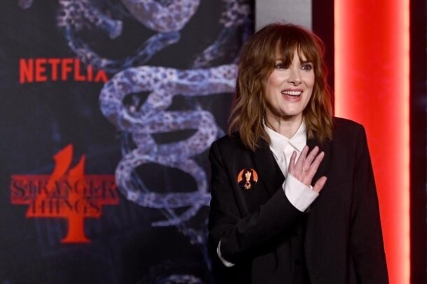 Чем занимаются сейчас и как выглядят актеры сериала «Очень странные дела» Чем занимаются сейчас и как выглядят актеры сериала «Очень странные дела»