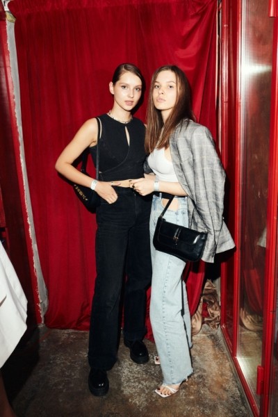 Ксения Дукалис, Дина Немцова и другие на открытии сингапурского бара Merlion Dine & Cocktails