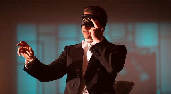 Монстры для меня стали святыми покровителями несовершенства: как Гильермо дель Торо придумал своих чудовищ и превратил детские страхи в гениальное кино?