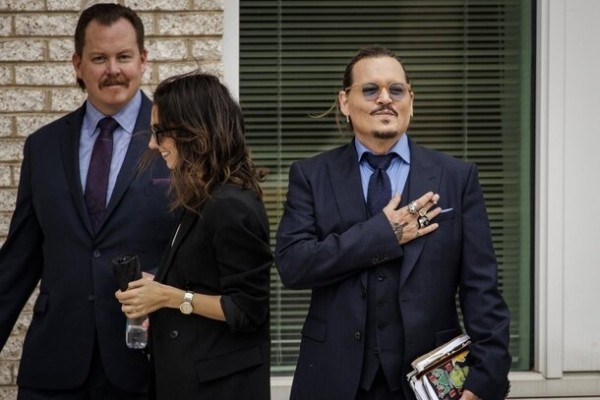 Суд Джонни Деппа и Эмбер Херд: голливудская история любви, превратившаяся в скандал мирового масштаба