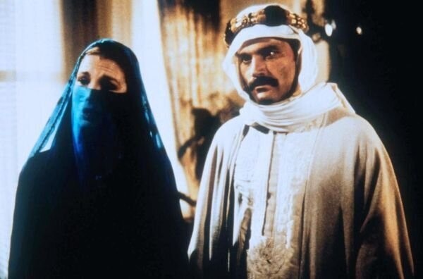 10 исторических мелодрам для тех, кто скучает по «Великолепному веку» 10 исторических мелодрам для тех, кто скучает по «Великолепному веку»