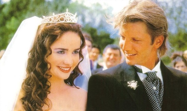 Вспоминаем классику: культовые сериалы 90-х Вспоминаем классику: культовые сериалы 90-х