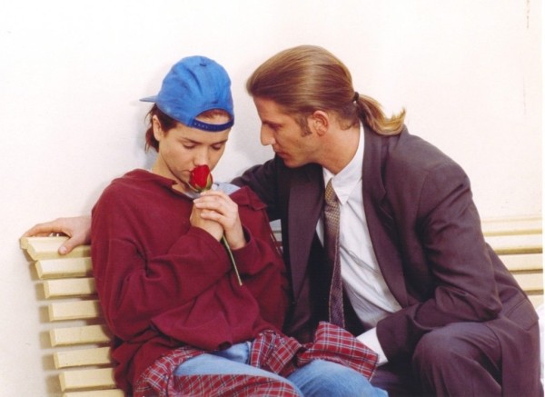 Вспоминаем классику: культовые сериалы 90-х Вспоминаем классику: культовые сериалы 90-х