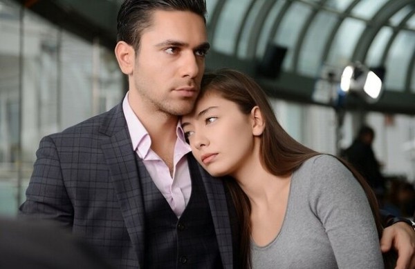 Любовь как в сериалах: 8 самых обсуждаемых турецких парочек Любовь как в сериалах: 8 самых обсуждаемых турецких парочек