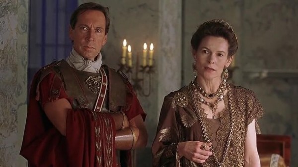 10 исторических мелодрам для тех, кто скучает по «Великолепному веку» 10 исторических мелодрам для тех, кто скучает по «Великолепному веку»