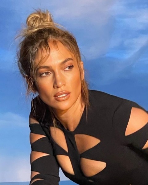 О чем нужно знать в 20, чтобы выглядеть как Джей Ло в 50? Что она с собой делает – рассказали эксперты О чем нужно знать в 20, чтобы выглядеть как Джей Ло в 50? Что она с собой делает – рассказали эксперты