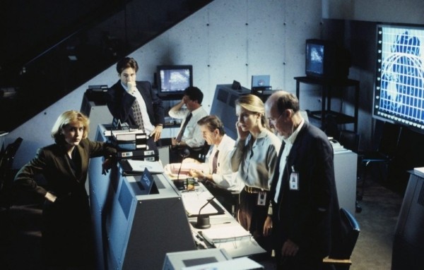 Вспоминаем классику: культовые сериалы 90-х Вспоминаем классику: культовые сериалы 90-х