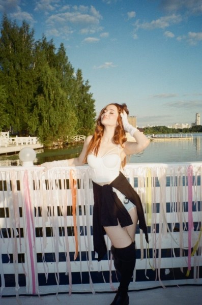 Хроники московских вечеринок: день рождения Mary Senn в стиле Coachella Хроники московских вечеринок: день рождения Mary Senn в стиле Coachella