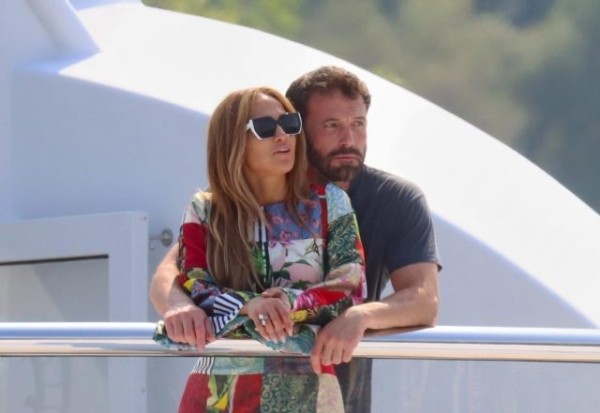 &laquo;Бен поклоняется ей&raquo;: Мэтт Дэймон прокомментировал роман Дженнифер Лопес и Бена Аффлека