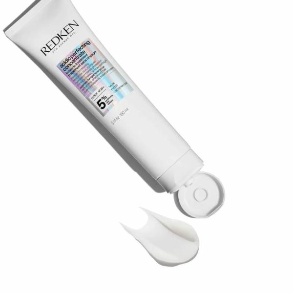 Укладка на лету: как Кьяра Ферраньи и другие звезды сохраняют прическу в течение дня Укладка на лету: как Кьяра Ферраньи и другие звезды сохраняют прическу в течение дня