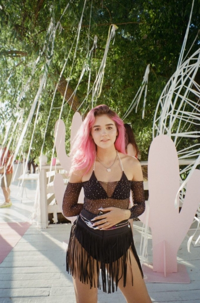 Хроники московских вечеринок: день рождения Mary Senn в стиле Coachella Хроники московских вечеринок: день рождения Mary Senn в стиле Coachella