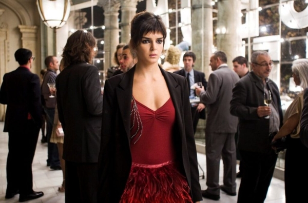 Тогда и сейчас: показываем, как выглядят актеры двух частей фильма «Три метра над уровнем неба»