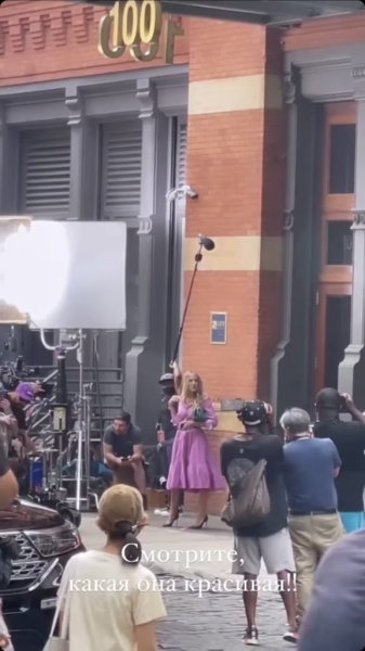 Регина Тодоренко в большом городе: телеведущая встретилась с Сарой Джессикой Паркер и ушла с подарком Регина Тодоренко в большом городе: телеведущая встретилась с Сарой Джессикой Паркер и ушла с подарком