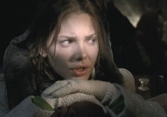 Восхитили честностью: 10 известных актрис, рискнувших появиться в кадре без капли мейкапа Восхитили честностью: 10 известных актрис, рискнувших появиться в кадре без капли мейкапа