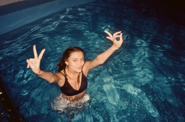 Хроники московских вечеринок: день рождения Mary Senn в стиле Coachella Хроники московских вечеринок: день рождения Mary Senn в стиле Coachella