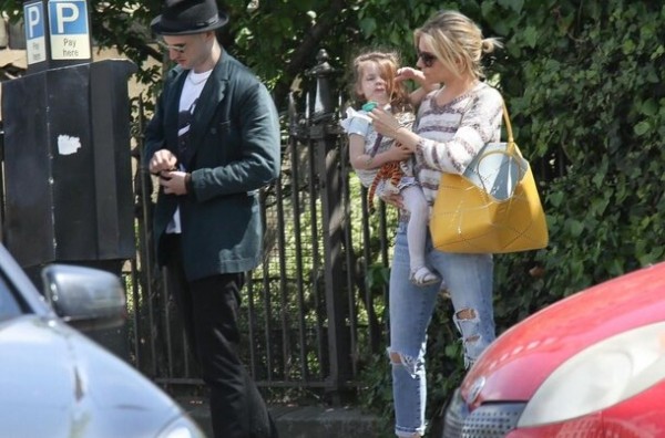 Том Старридж: Песочный человек, одноклассник Паттинсона и просто мрачный красавчик