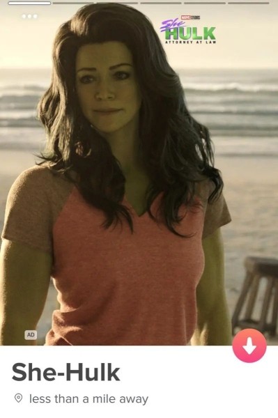 Женщина-Халк завела аккаунт в приложении для знакомств Tinder Женщина-Халк завела аккаунт в приложении для знакомств Tinder