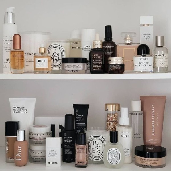 Беременная Роузи Хантингтон-Уайтли запускает свой бренд косметики Беременная Роузи Хантингтон-Уайтли запускает свой бренд косметики