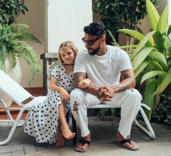 Алена Шишкова объяснила, почему мать Тимати воспитывает ее дочь Алена Шишкова объяснила, почему мать Тимати воспитывает ее дочь