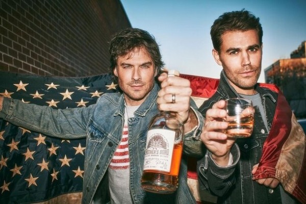 Знают толк в хороших вечеринках: 9 голливудских звезд, которые занялись производством алкогольных напитков Знают толк в хороших вечеринках: 9 голливудских звезд, которые занялись производством алкогольных напитков