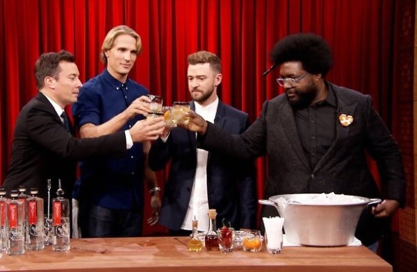 Знают толк в хороших вечеринках: 9 голливудских звезд, которые занялись производством алкогольных напитков Знают толк в хороших вечеринках: 9 голливудских звезд, которые занялись производством алкогольных напитков