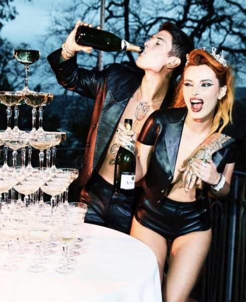 Ответ Егору Криду: Белла Торн опубликовала снимки в свадебном платье Ответ Егору Криду: Белла Торн опубликовала снимки в свадебном платье