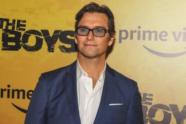 7 новозеландских красавчиков, которых сейчас любят больше, чем голливудских актеров