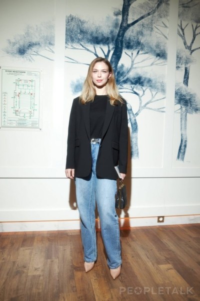 Алена Михайлова, Никита Ефремов, Екатерина Варнава и другие на закрытой премьере фильма «Общага» Алена Михайлова, Никита Ефремов, Екатерина Варнава и другие на закрытой премьере фильма «Общага»