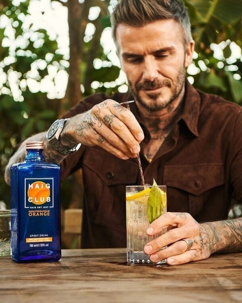 Знают толк в хороших вечеринках: 9 голливудских звезд, которые занялись производством алкогольных напитков Знают толк в хороших вечеринках: 9 голливудских звезд, которые занялись производством алкогольных напитков