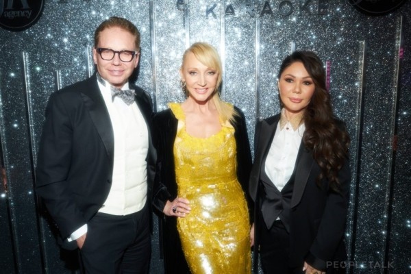 Ночная Москва: Юлия Корелина, DJ Катя Гусева, Dava и другие на дне рождения караоке ForteПьяно