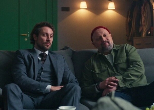 Почему «Что делать женщине, если у нее два любовника, а выбрать нужно одного» — отличная альтернатива «Сексу в большом городе»