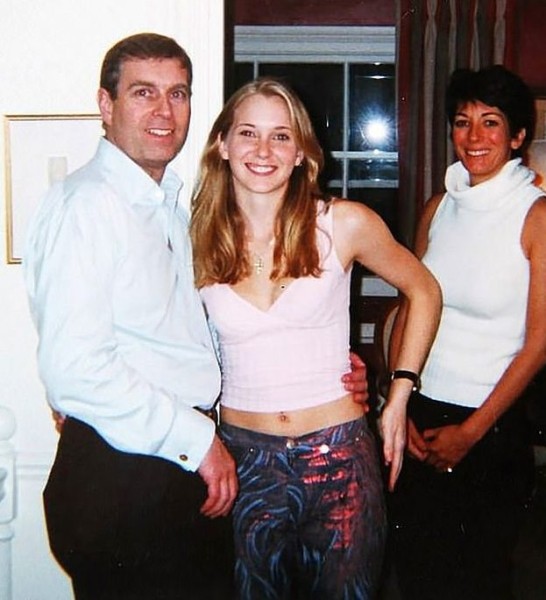 Отстаивает свое достоинство: принц Эндрю выдвинул встречное обвинение против Вирджинии Джуффре