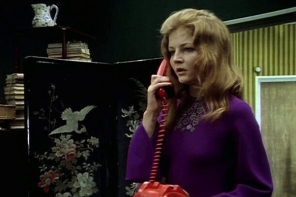 9 героинь из культовых советских фильмов, которыми в наше время уже не восхищаются 9 героинь из культовых советских фильмов, которыми в наше время уже не восхищаются