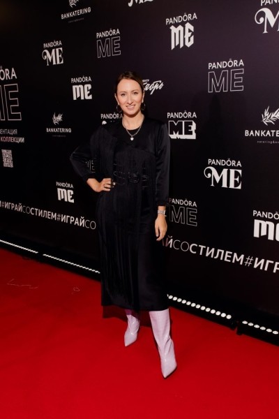 Дух свободы и дерзости поколения Z: Ян Гэ, Ваня Дмитриенко, Самира Мустафаев на премьере новой коллекции Pandora Me Дух свободы и дерзости поколения Z: Ян Гэ, Ваня Дмитриенко, Самира Мустафаев на премьере новой коллекции Pandora Me