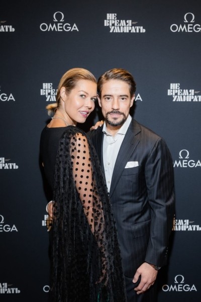 Раскрыта тайна новых часов Джеймса Бонда: Ксения Собчак, Юлия Снигирь и другие на торжественном ужине OMEGA