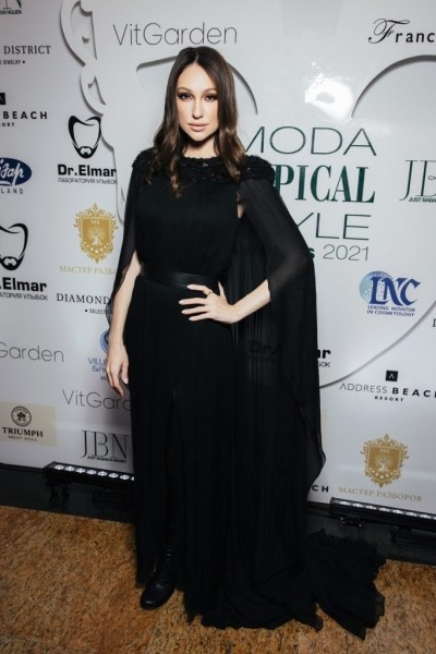 Ольга Бузова, Клава Кока и другие победители 13-й премии Topical Style Awards 2021