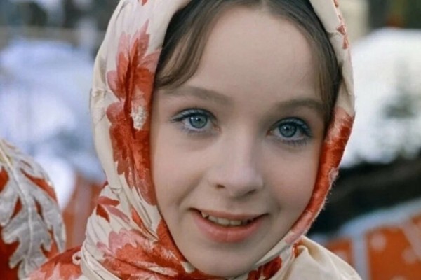 9 героинь из культовых советских фильмов, которыми в наше время уже не восхищаются 9 героинь из культовых советских фильмов, которыми в наше время уже не восхищаются