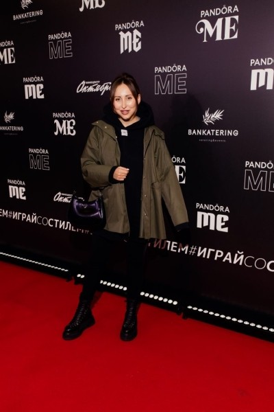 Дух свободы и дерзости поколения Z: Ян Гэ, Ваня Дмитриенко, Самира Мустафаев на премьере новой коллекции Pandora Me Дух свободы и дерзости поколения Z: Ян Гэ, Ваня Дмитриенко, Самира Мустафаев на премьере новой коллекции Pandora Me