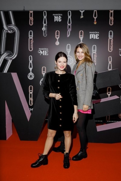 Дух свободы и дерзости поколения Z: Ян Гэ, Ваня Дмитриенко, Самира Мустафаев на премьере новой коллекции Pandora Me Дух свободы и дерзости поколения Z: Ян Гэ, Ваня Дмитриенко, Самира Мустафаев на премьере новой коллекции Pandora Me