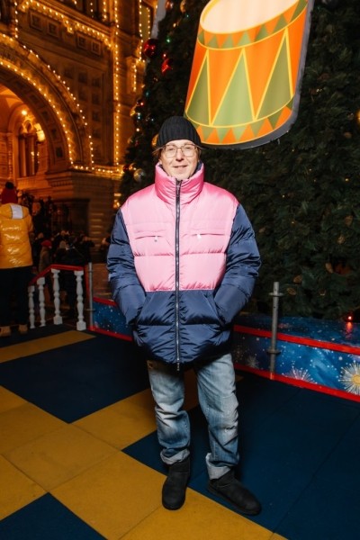 Дмитрий Песков, Ксения Собчак, Юлия Пересильд и другие звездные гости открытия ГУМ-катка