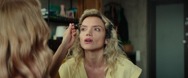 Что смотреть: комедия «Умная Маша» с Артемом Ткаченко, Ольгой Рыжковой и Настасьей Самбурской