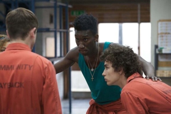 Школа, комплексы и любовь: 10 сериалов, которые стоит посмотреть, пока вы молоды