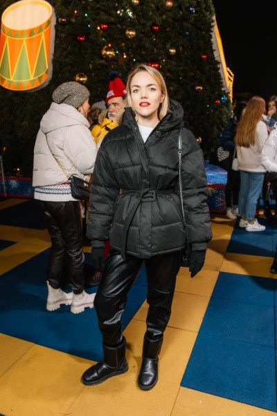 Дмитрий Песков, Ксения Собчак, Юлия Пересильд и другие звездные гости открытия ГУМ-катка