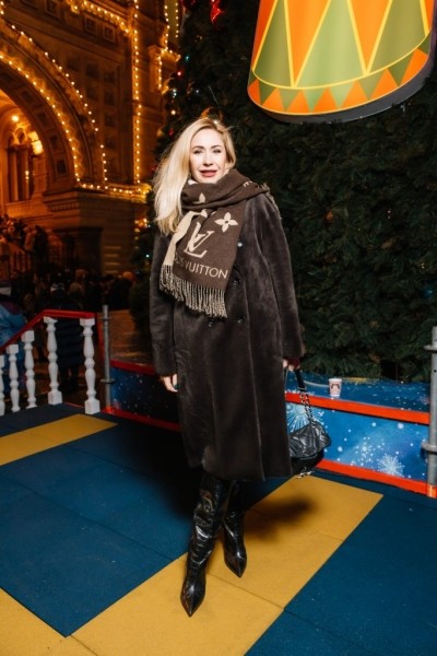 Дмитрий Песков, Ксения Собчак, Юлия Пересильд и другие звездные гости открытия ГУМ-катка